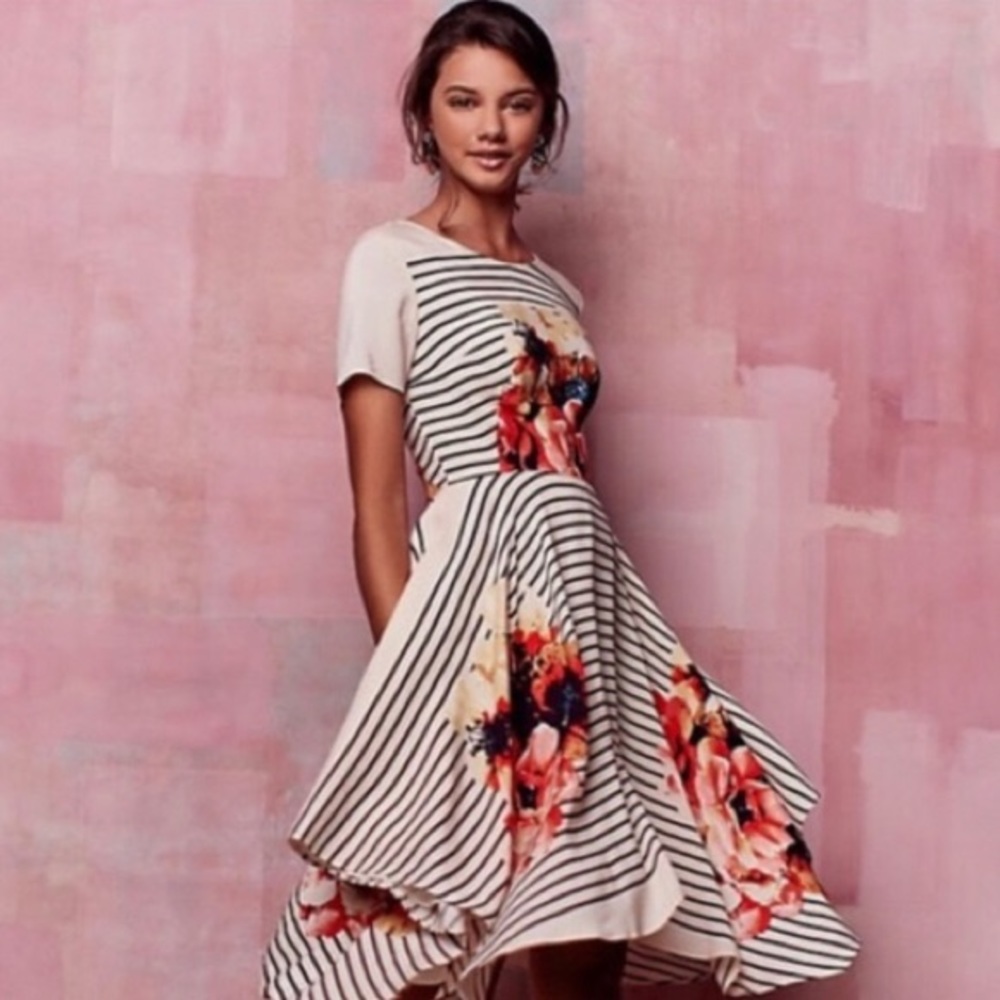 Anthropologie Floral Dress w/ short sleeves